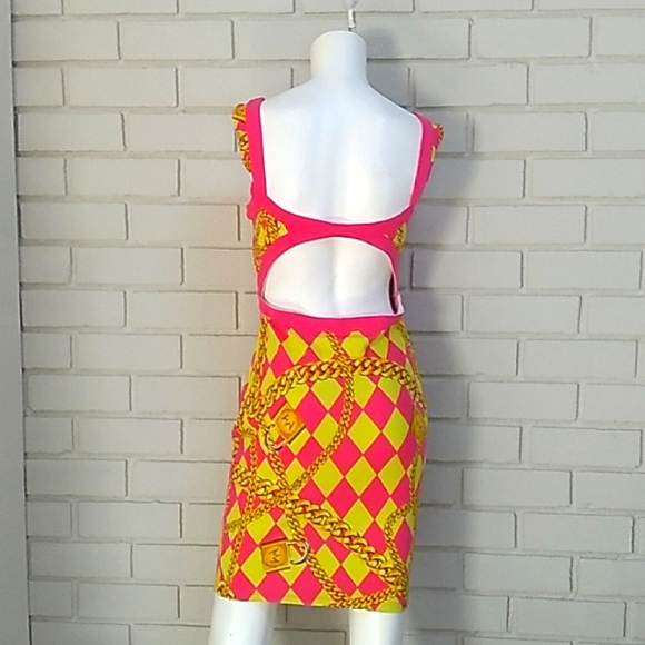 Nicki Minaj Hot Pink/ Gold Chain Bodycon Dress. Size Medium (Juniors) - Picture 5 of 10